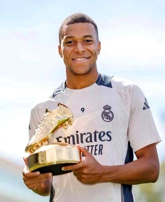 阿斯：皇马不会强行引入中场球员，勉强补强不如维持现有阵容