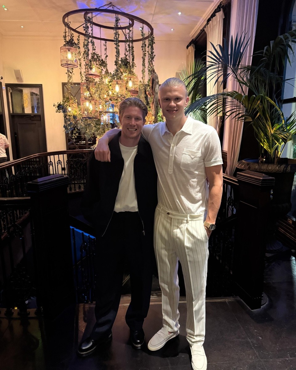 詹姆斯公开出生具体时间 东契奇幽默回应：我41岁大概都得跛行了