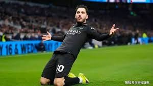 顶薪梦碎！3年12亿合约到手，特雷杨要尽快决定