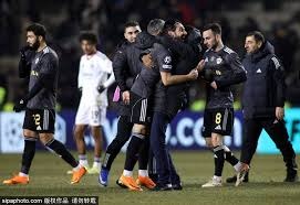 堪萨斯皇家队王牌投手文图拉因投球动作过大引发多次冲突